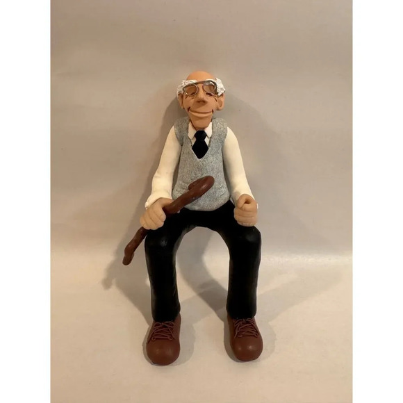 D Manning Limited Edition Shelf Sitter "Over The Hill" Old Man  7" New - Picture 5 of 5